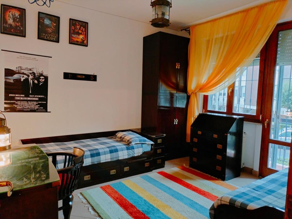 Sunnyside Accademia Apartment Livorno Bagian luar foto