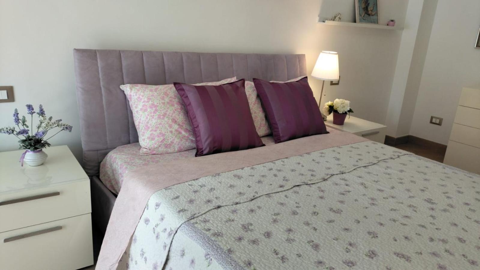 Sunnyside Accademia Apartment Livorno Bagian luar foto